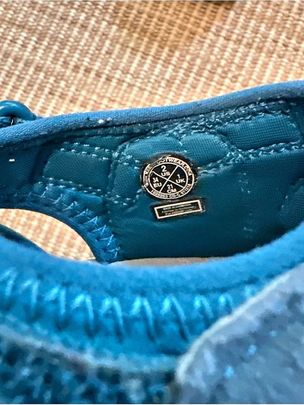 KEEN Sandals in Teal US 2
